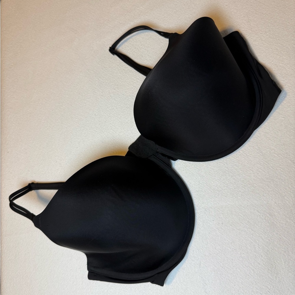 Sexy Black Victoria’s Secret Bra Intimates Under Sweaters & Tees Soft & Comfy